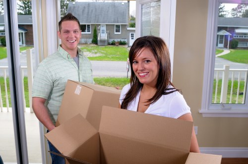 Local movers assisting with a small flat move near Knightsbridge