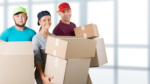 Packing and loading service for Knightsbridge home removals