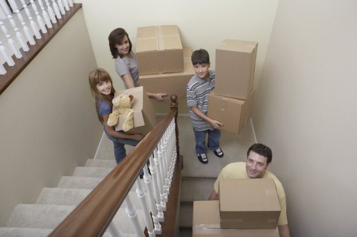 Move-day planning for a Knightsbridge apartment with access and parking considerations